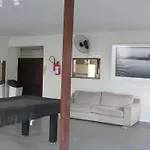 1 Quarto Em Apartamento De Luxo